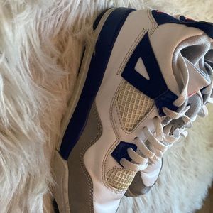 Jordan 4’s 1.5 youth